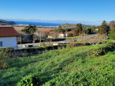 Adosado en Pantin, Valdoviño