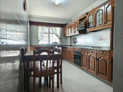 Piso en Santa Cecilia, Naron